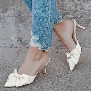 NWT Ivory Satin Pointed Toe Mule